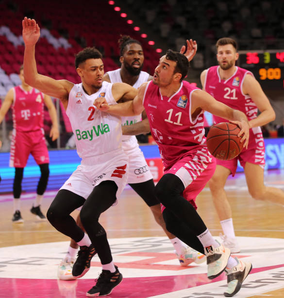 也能在边路 也能在边路