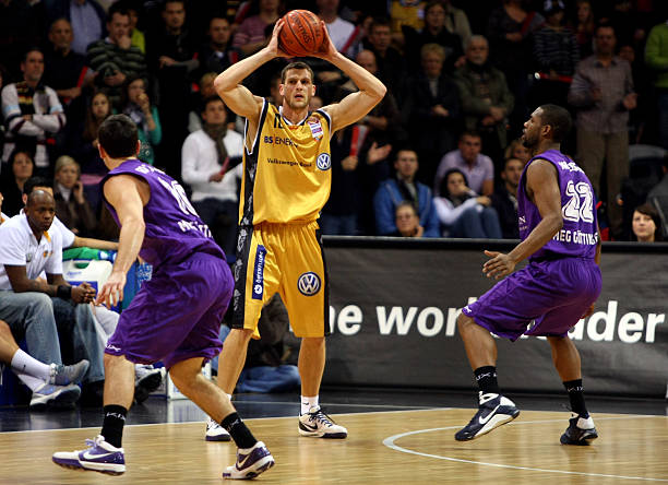 或许是他职 或许是他职